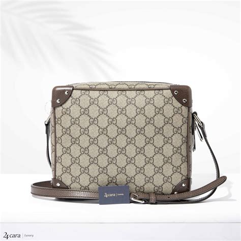 gucci gg shoulder bag with leather details|gucci textured leather shoulder bag.